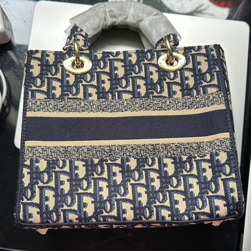 Blue cute purse NEW